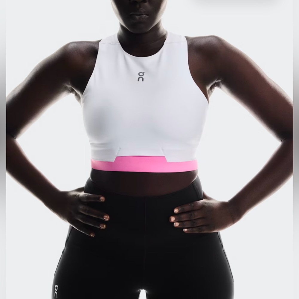 On Running Women’s Train 2-in-1 Crop Tank White